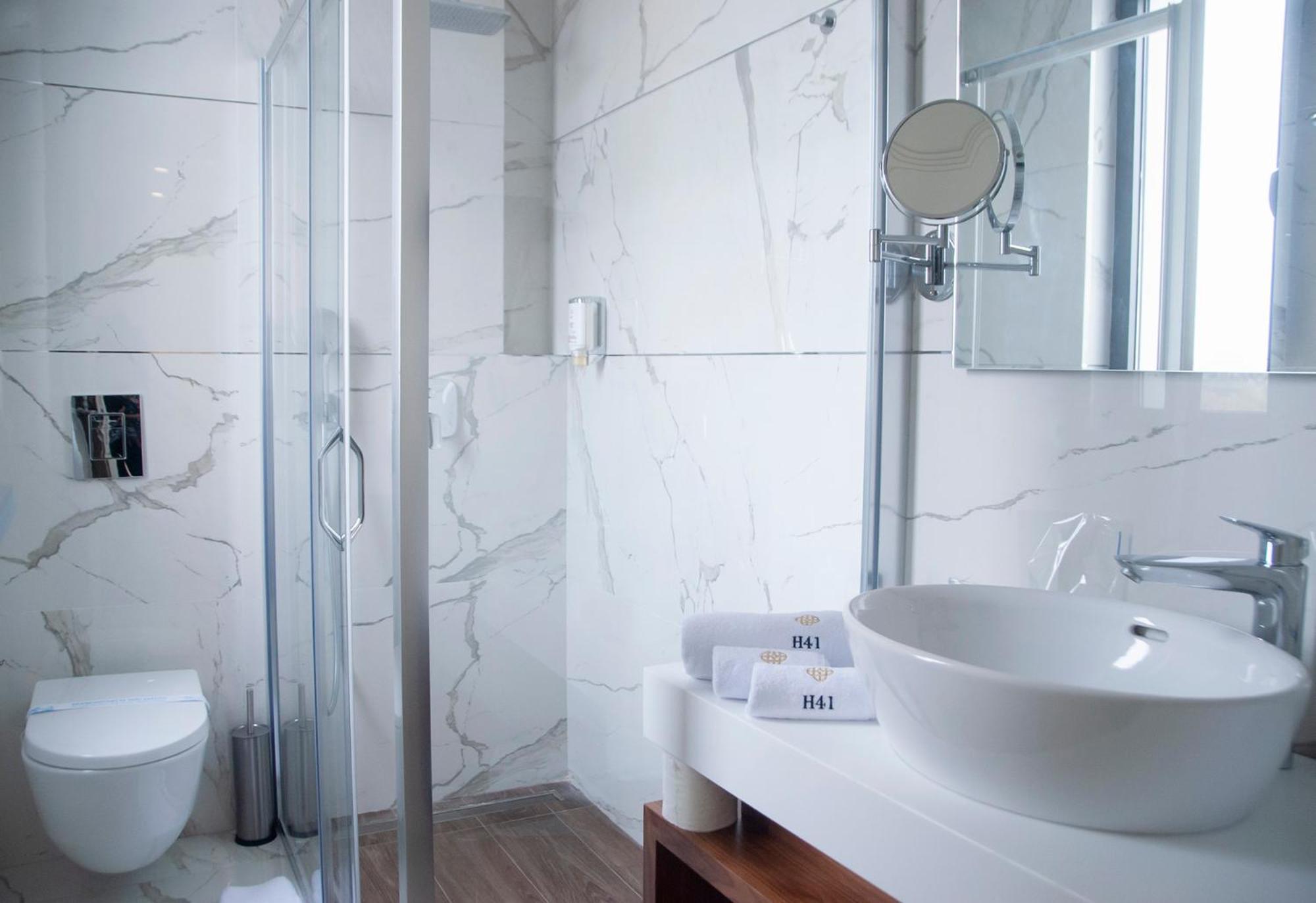H41 Luxury Suites 베오그라드 외부 사진